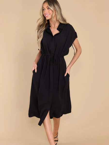 Black / S Drawstring Collared Neck Short Sleeve Midi Dress