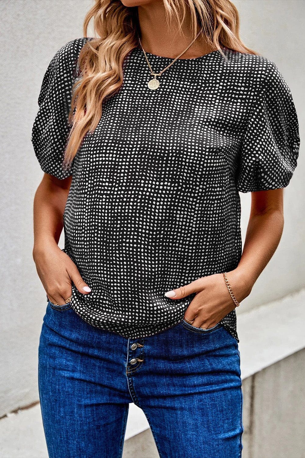 Black / S Printed Round Neck Short Sleeve Blouse