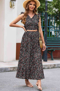 Black / S Printed Tie Back Cropped Top and Maxi Skirt Set