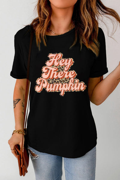 Black / S Short Sleeve Round neck HEY THERE PUMPKIN Graphic Tee