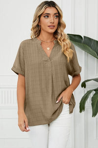 Camel / S Ruched Notched Short Sleeve Blouse