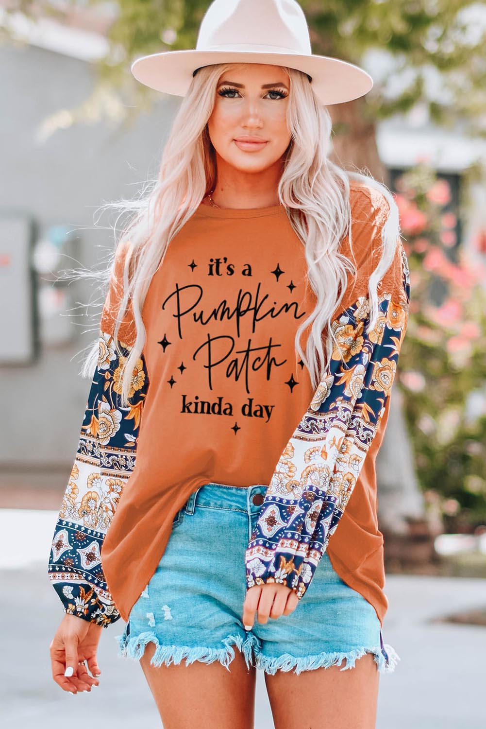 Caramel / S Slogan Graphic Floral Long Sleeve Top