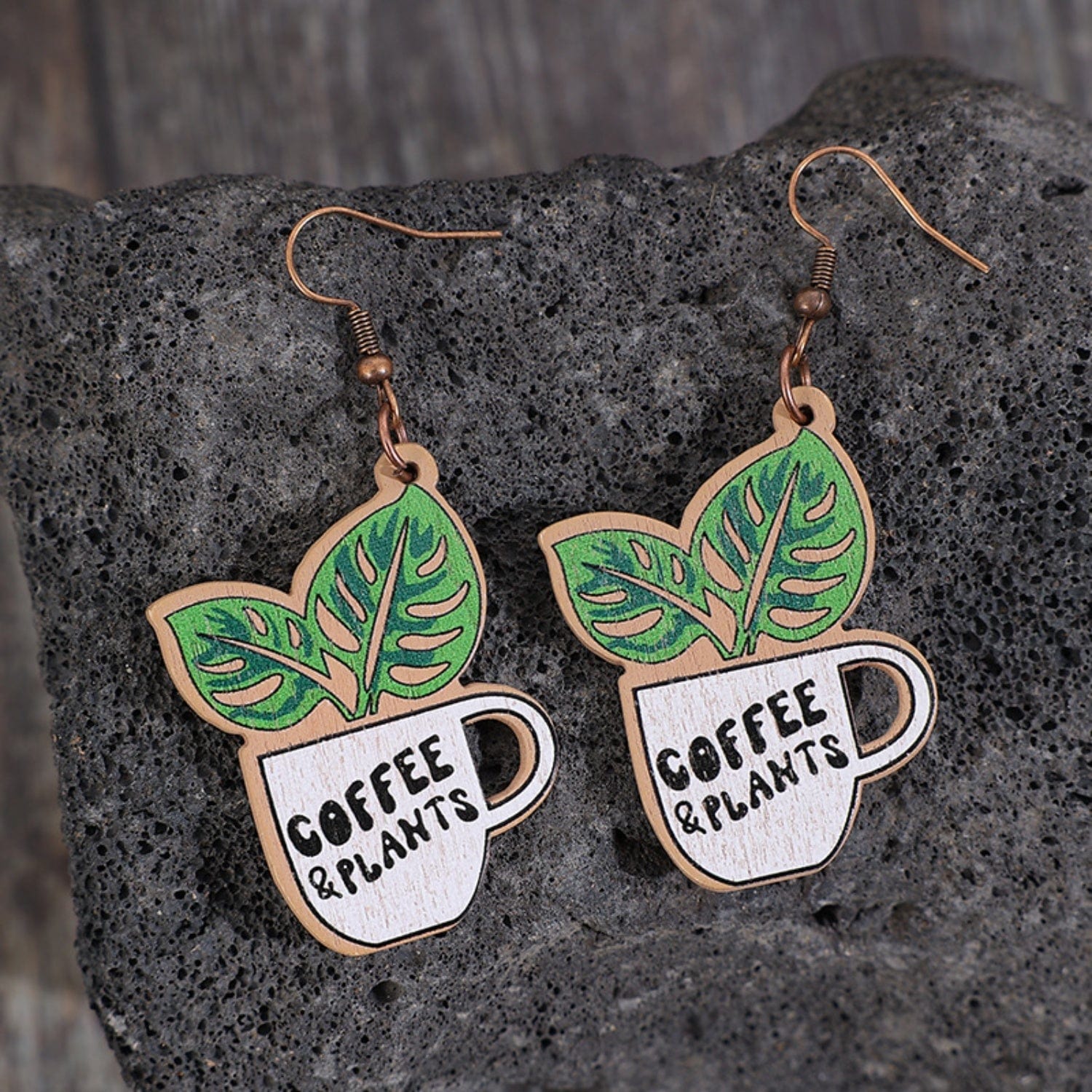 Green / One Size Wooden Alloy Dangle Earrings