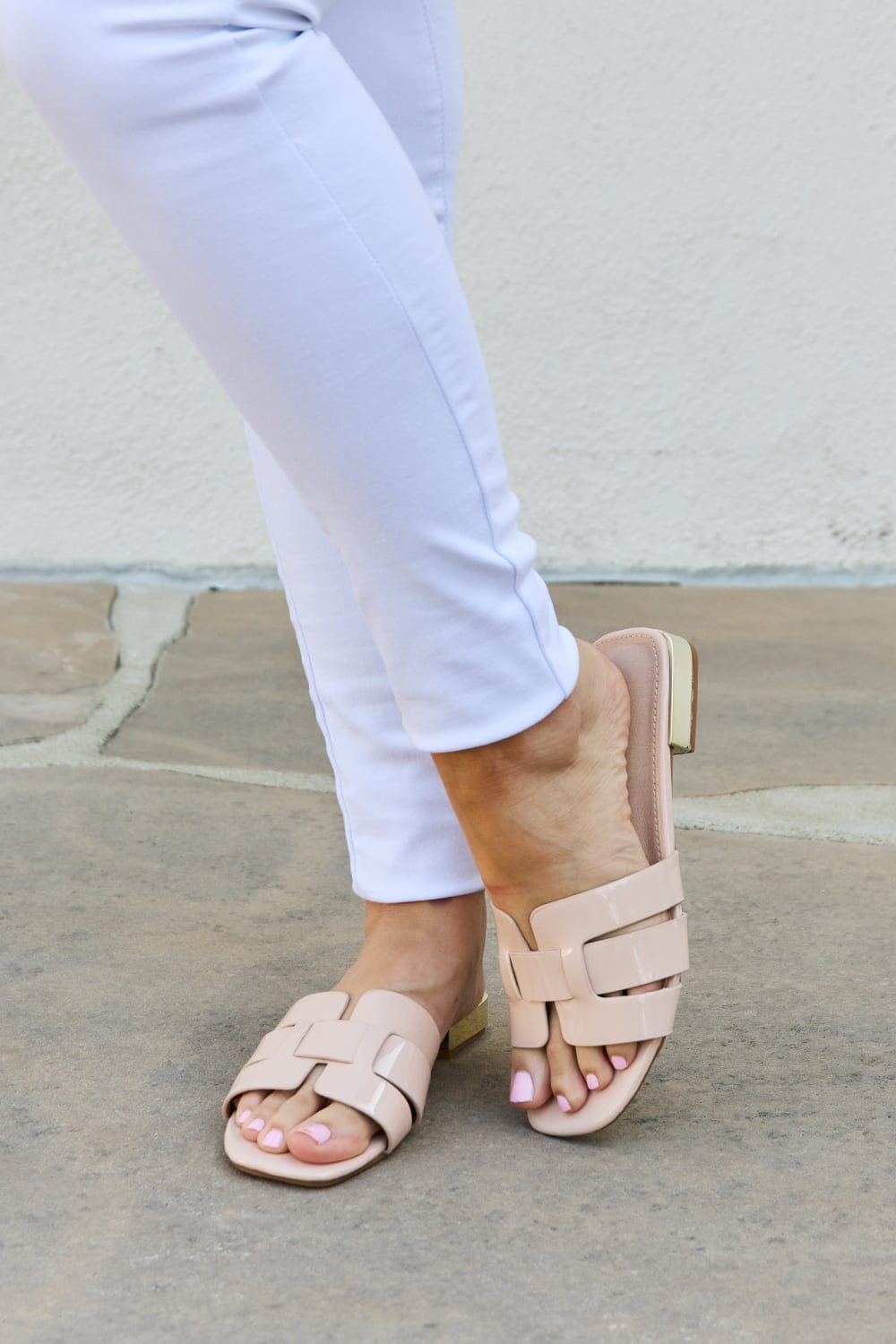Nude / 6.5 Walk It Out Slide Sandals in Nude