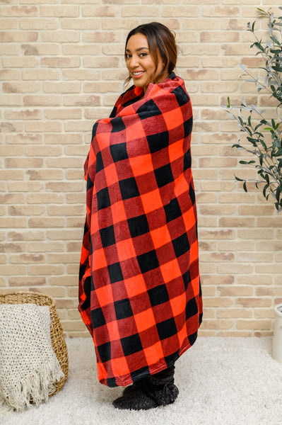 OS Womens Doorbuster: Buffalo Plaid Blanket In Red & Black